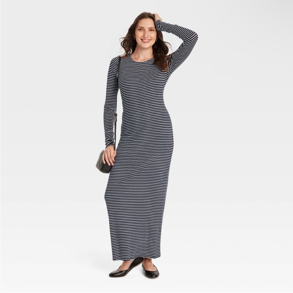 Universal Thread Long Sleeve Knit Maxi T-Shirt Dress Navy and White Striped L
